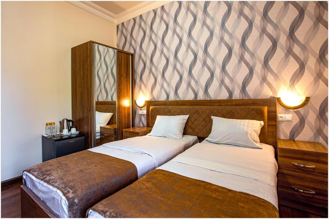 Arma Boutique Hotel Jerevan Buitenkant foto