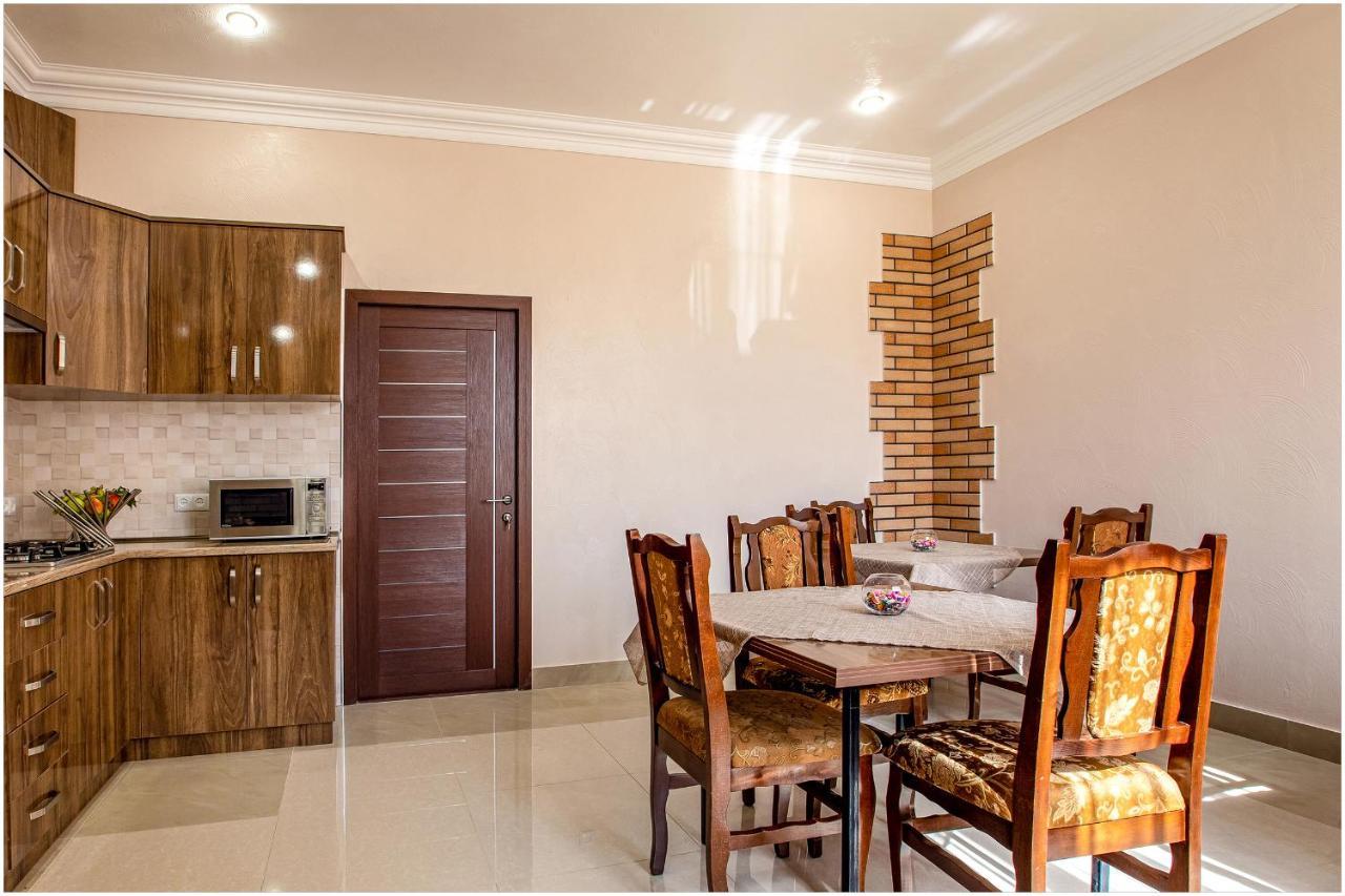 Arma Boutique Hotel Jerevan Buitenkant foto