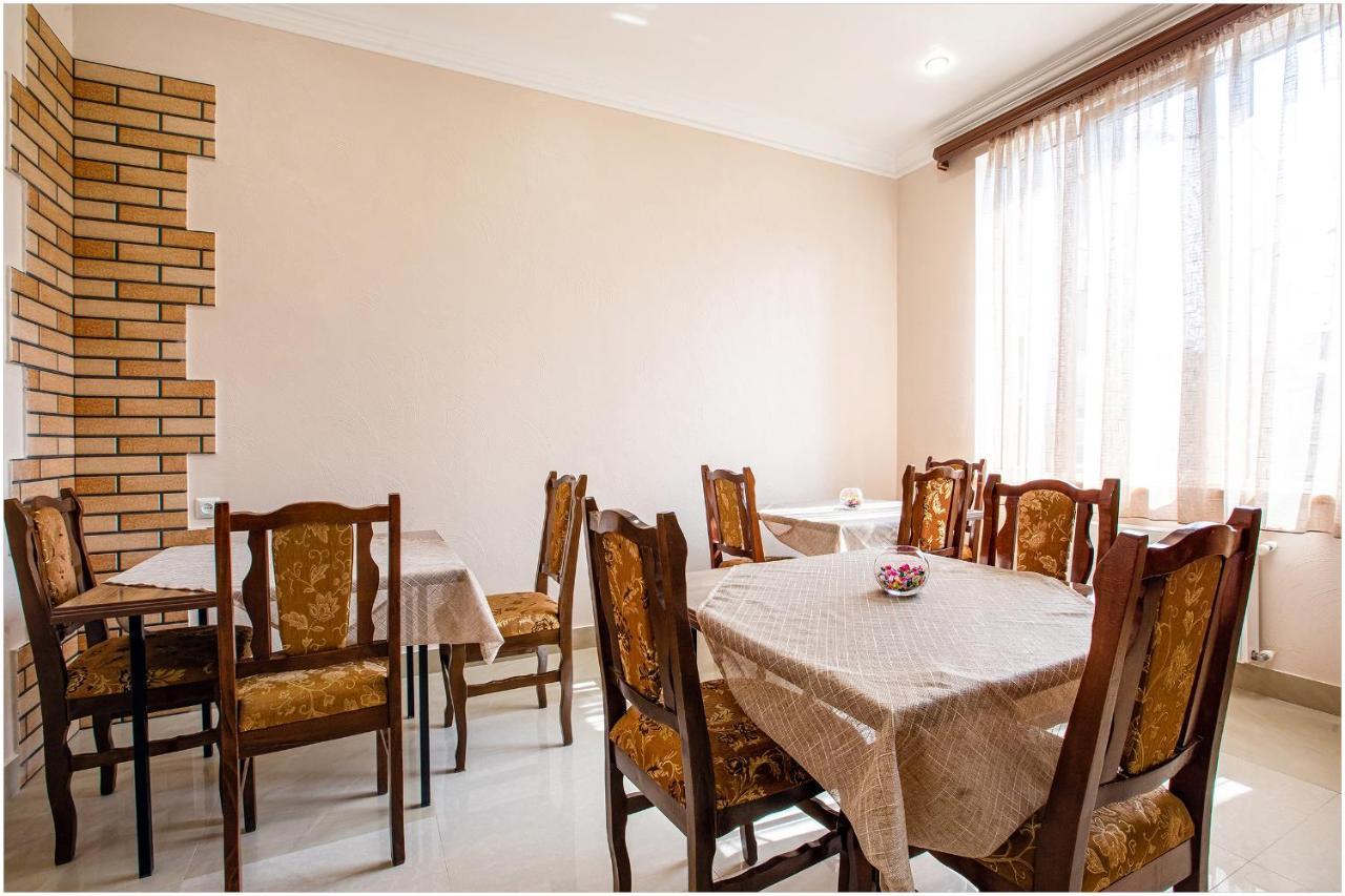 Arma Boutique Hotel Jerevan Buitenkant foto