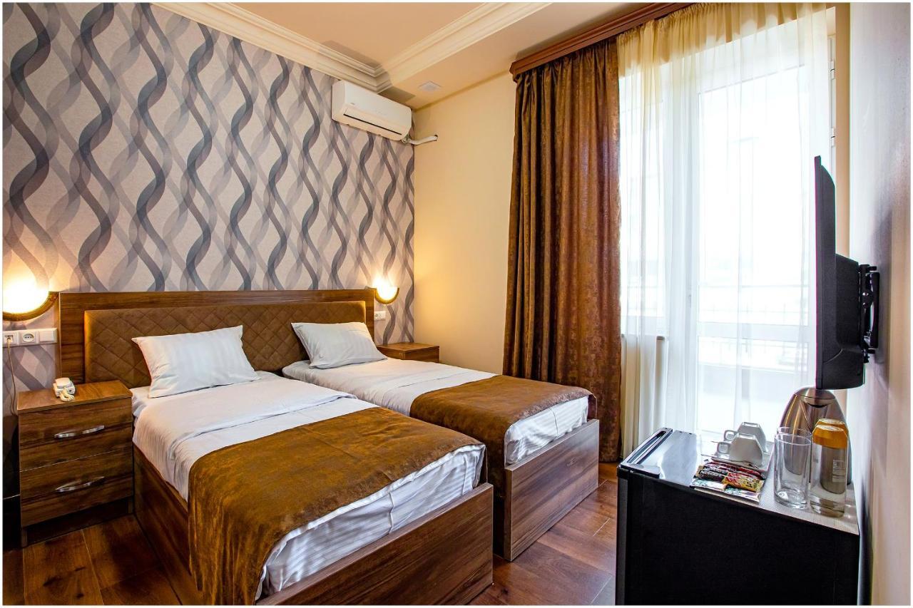 Arma Boutique Hotel Jerevan Buitenkant foto