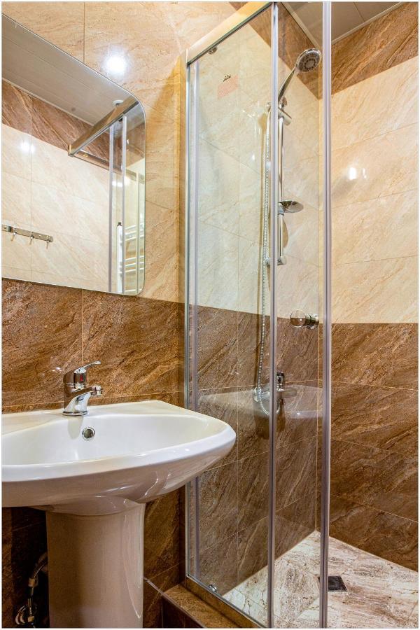 Arma Boutique Hotel Jerevan Buitenkant foto
